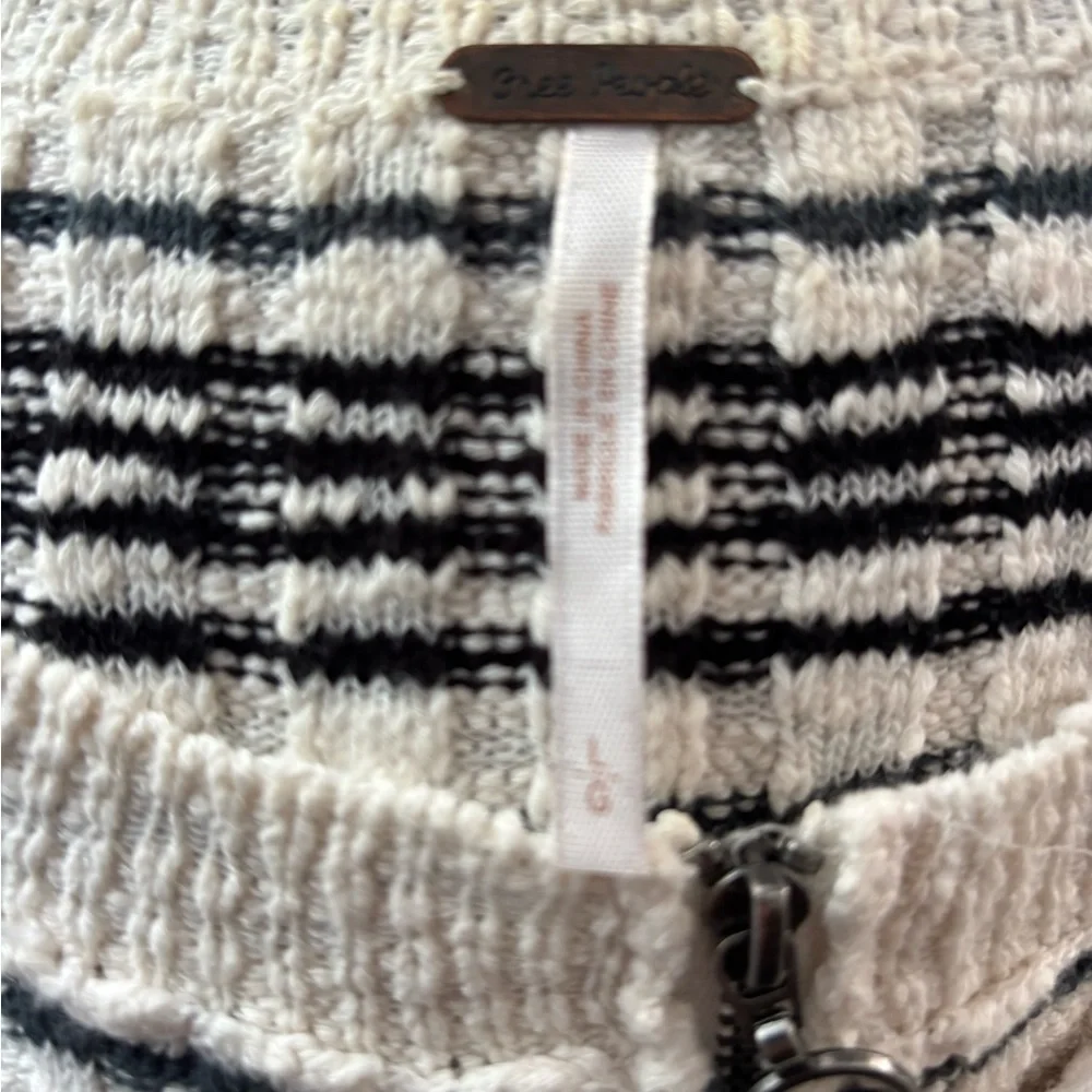 Free People multi colored STRIPED Henley ROSSI Ribbed Sweater Sz L - Picture 2 of 9
